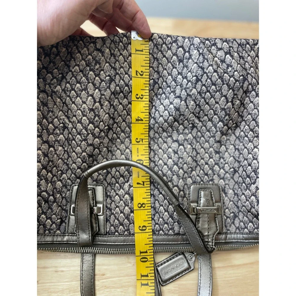 Coach Signature Snakeskin Print Satchel Bag Pewter Accents Shoulder‎ Bag
